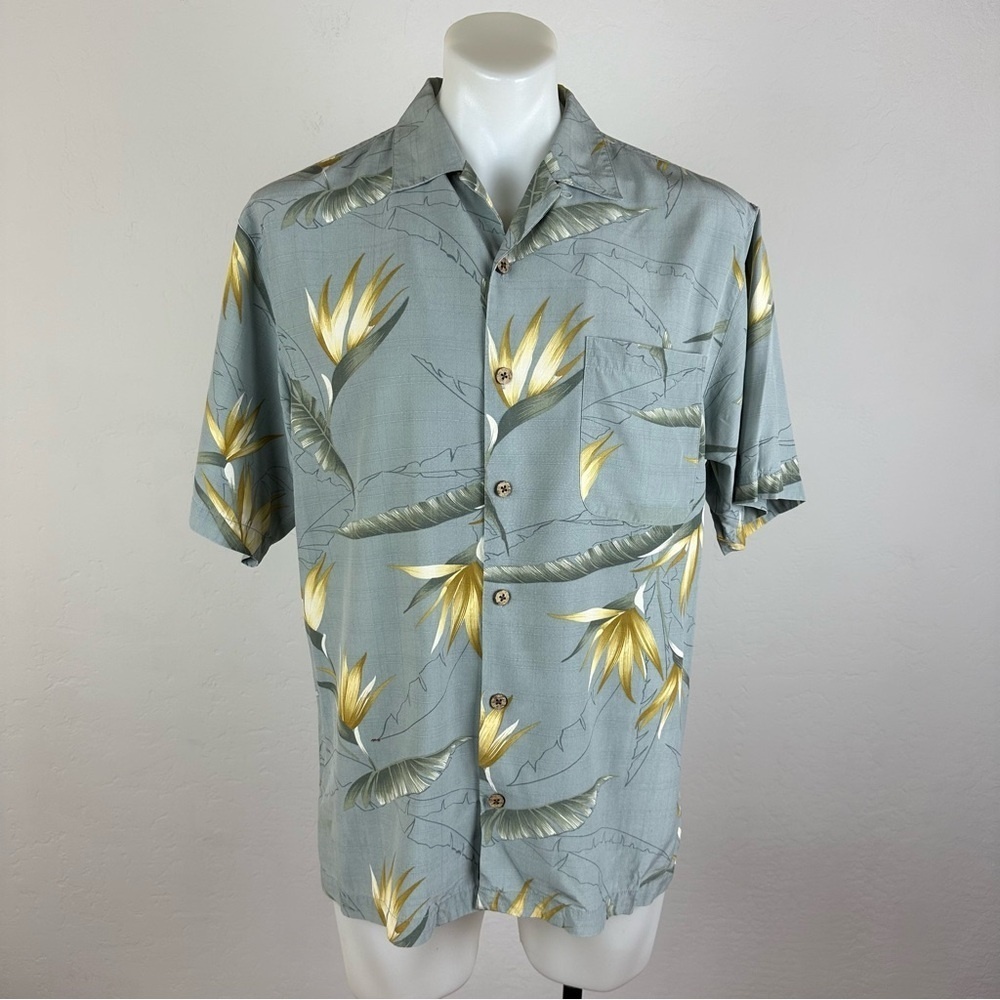 Tommy Bahama 100% Silk Birds of Paradise Shirt